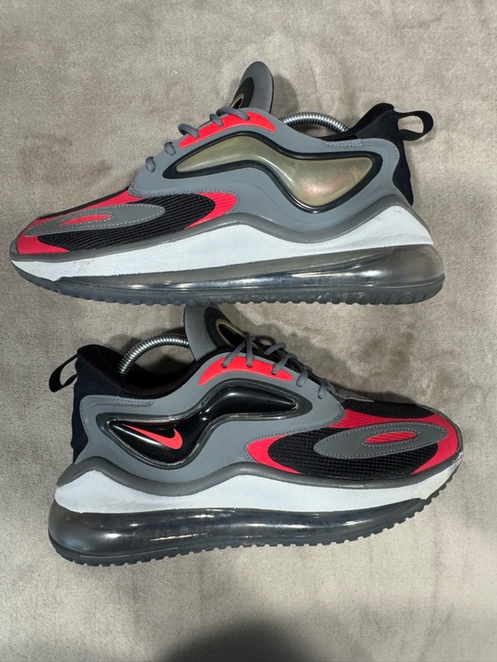 Nike Air Max Zephyr Sneakers - Picture 12 of 14